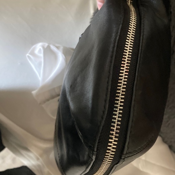 Coach Black Leather with patent leather and silver hardware with dust bag - Picture 9 of 12